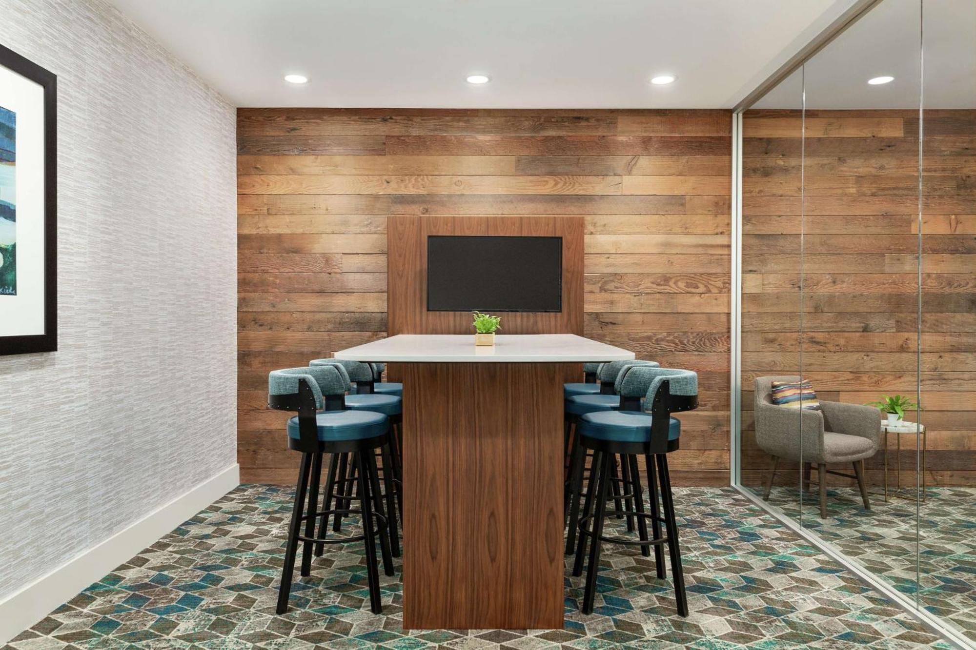 Hilton Garden Inn Seattle Airport SeaTac Zewnętrze zdjęcie